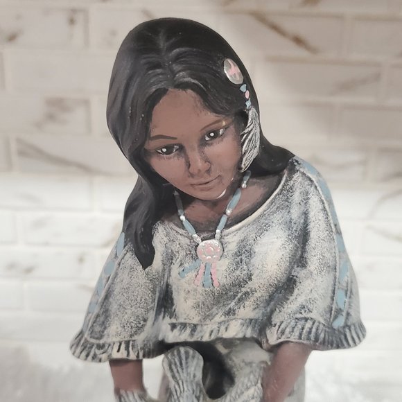 Native American Maiden with dove Hand Painted - Picture 2 of 11